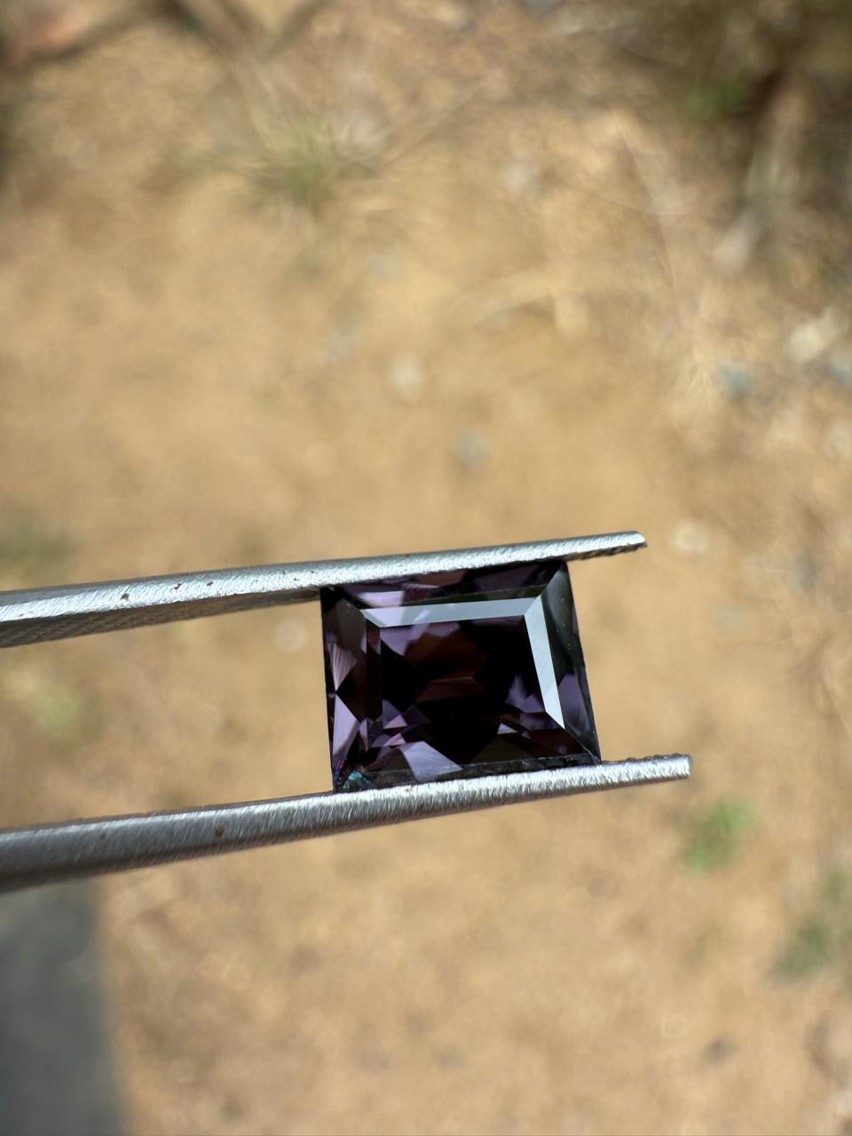 Natural Spinel – 2.10 Carats – Loupe Clean